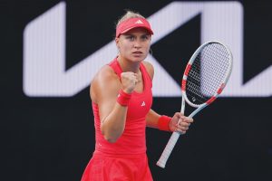 Юлія Стародубцева виходить в третій раунд турніру в Маямі 