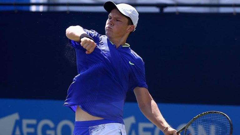 Стефан Козлов