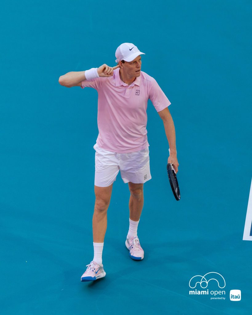 Яннік Сіннер виходить в півфінал Мастерса в Маямі