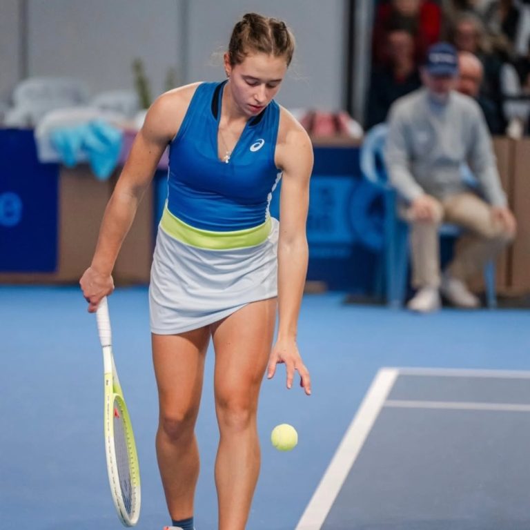 Вероніка Подрез програє в другому колі 50-тисячника у Франції