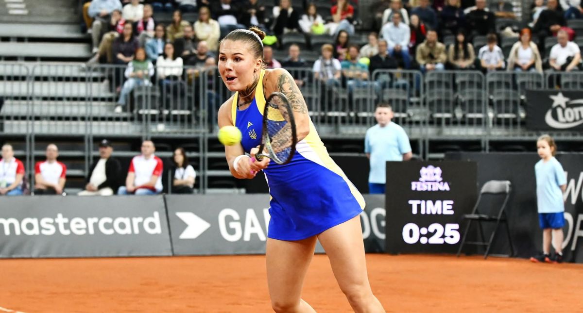 Олександра Олійникова стартувала із важкої перемоги в Руані