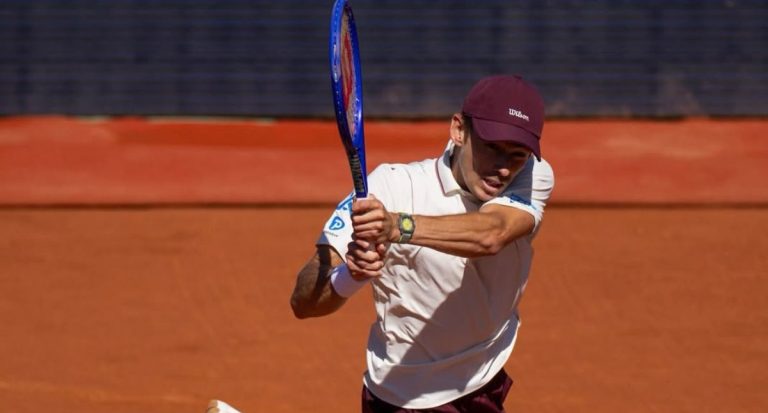 Алекс Де Мінор