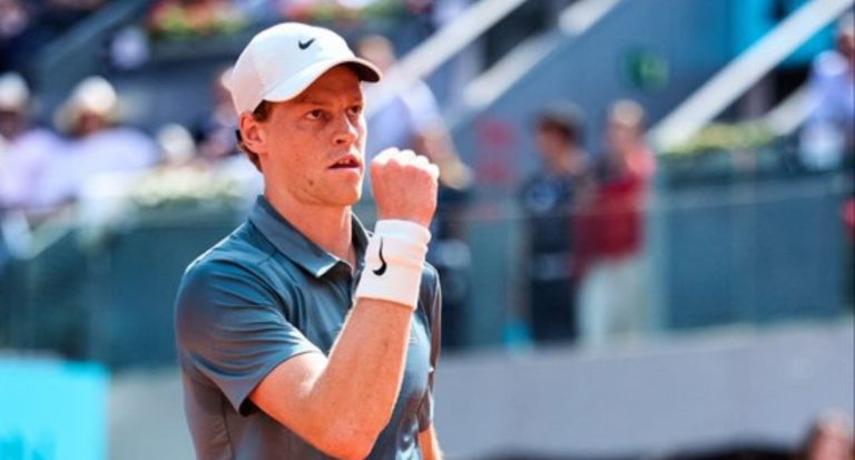 Яннік Сіннер